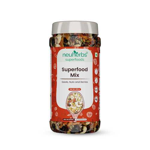 Superfood Mix With Seeds, Nuts & Berries Which Might Help You Lose Weight by Giving a Feeling of Fullness