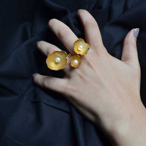 Pearl persona ring(gold polish)