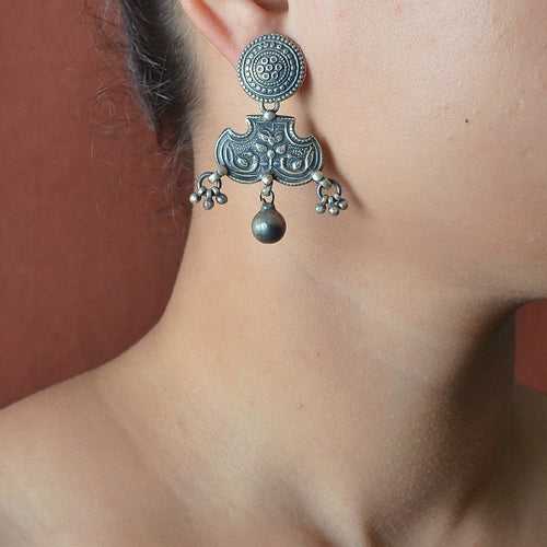 Mehaya modish silver earrings