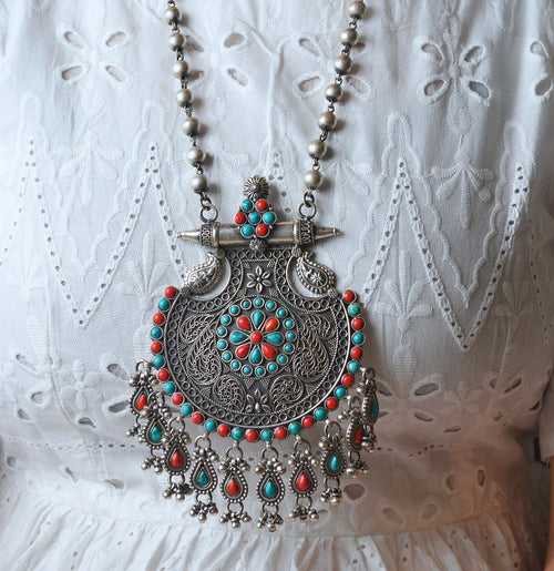 Jashn necklace