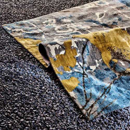 Terra Nova Hand Knotted Woollen And Silk Rug