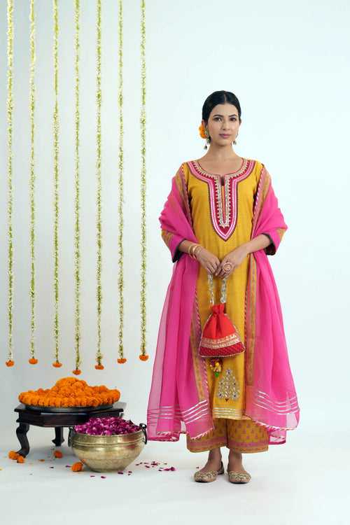 Hot Pink Kotadoriya Dupatta With Gota Work