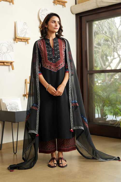 Black Kotadoriya Dupatta With Fabric Border