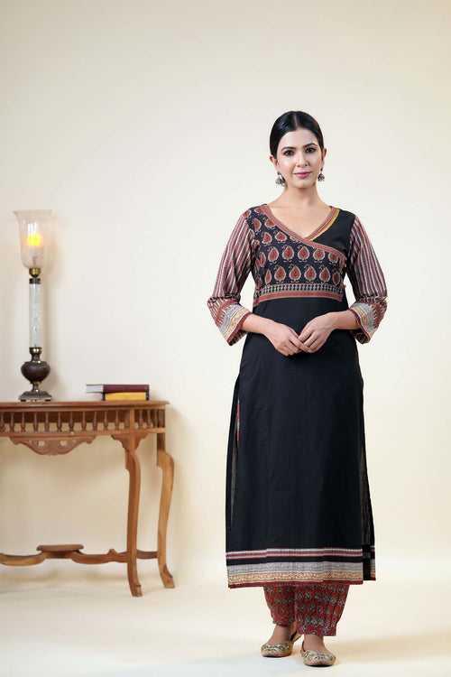 Straight Fit Kurta/Pant Set In Black Color