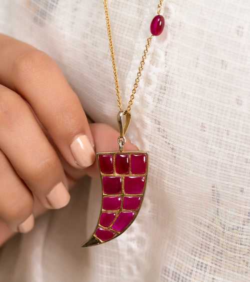 Vagh Nakh Ruby | Pendant