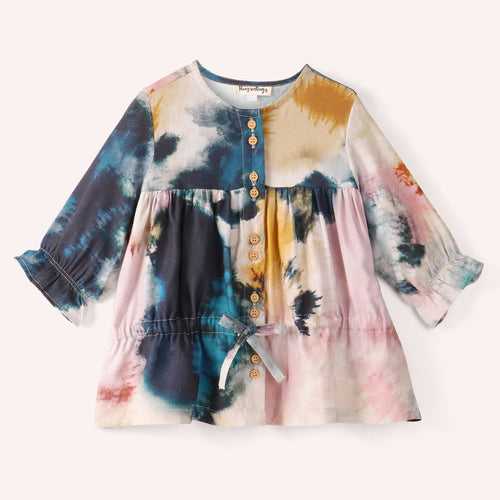 WATER COLOR EFFECT TOP WITH WOODEN BUTTONS AT FRONT