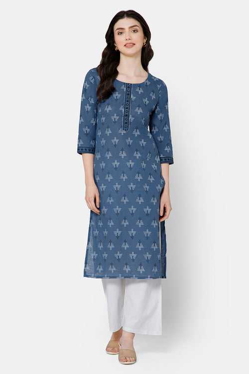 Mythri Women's Casual Kurthi with Patchwork And Minimalistic Embroidery - Blue - E028