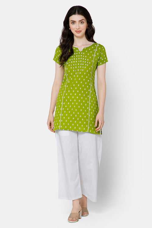 Mythri Women's Casual Tops with Minimalistic Mirror Embroidery With Lace At  The Neckline And Princess Line - Green - E013