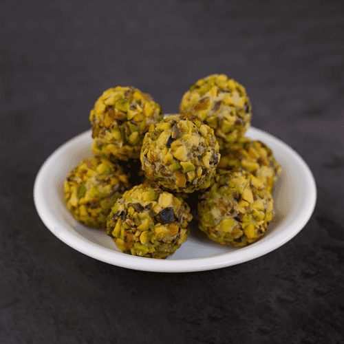 Pista Laddu