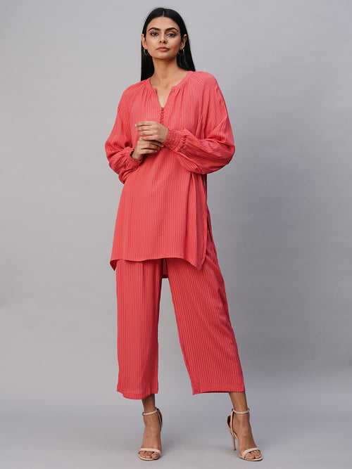 Viscose Crepe Dobby Longline Raglan Kurta & Cropped Peg Leg Pant Set