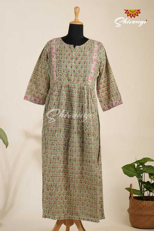 Green Cotton Maternity Kurti For Women !!!