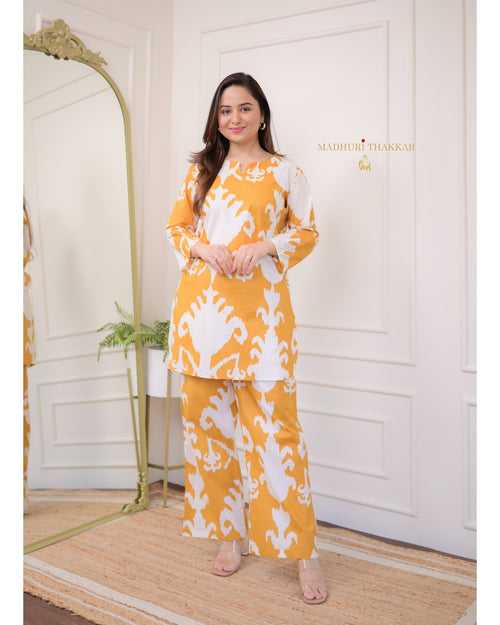 Yellow-White Baroque Cotton Loungewear Set