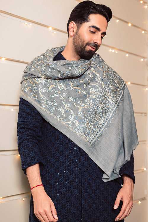 Ayushmaan Khurana in Kanchan Cashmere Stole