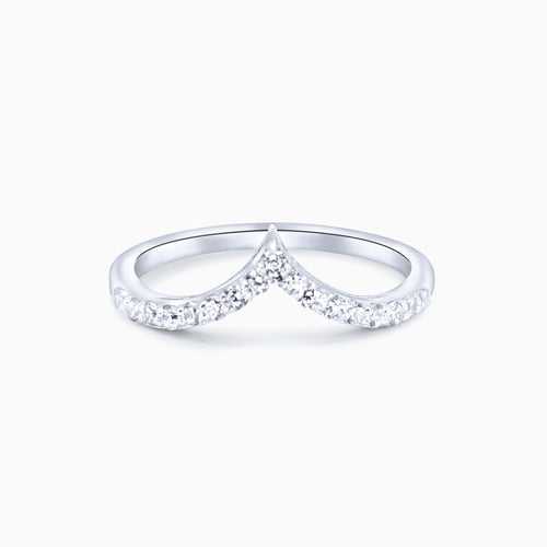 Stackable V-Shaped Ring