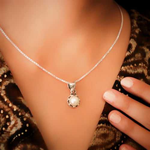 Pearl Pendant (without chain)