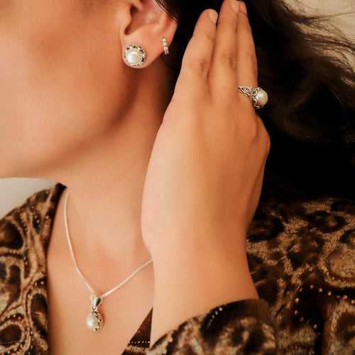 Pearl Set- (Earrings | Rings | pendant)