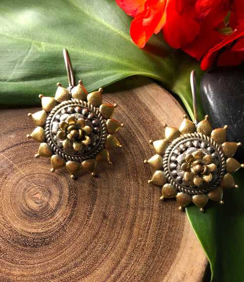 SURYAA HOOK EARRINGS