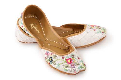 Amaryllis Hand-Embroidered Premium Women's Jutti - Multicolor Embroidery on White