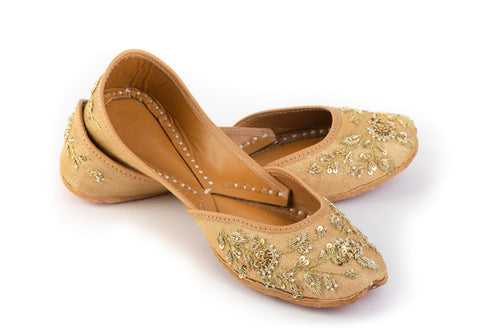Gold Brocade Embroidered Fancy Jutti