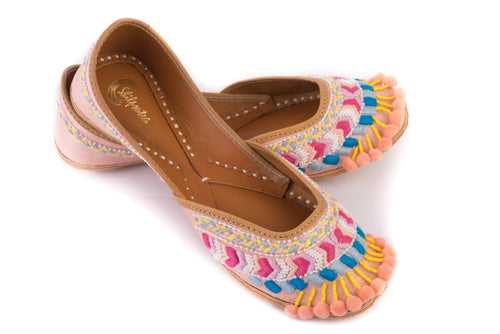 Jhankaar Pink Elegance Threadwork Jutti - Playful and Fresh Design