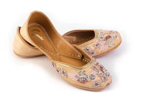 Jurong Jutti - Exquisite Silk Base with Bird Adornments in Peach
