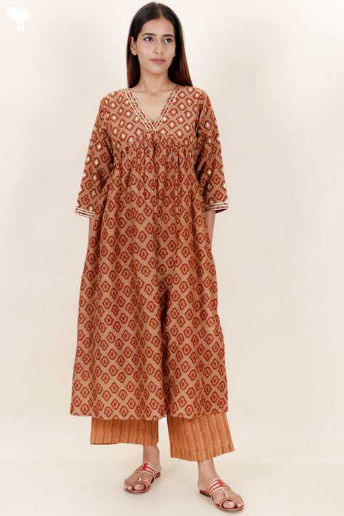 Cotton Silk Kurta With Pant In Block Print