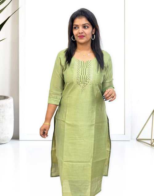 290324B (E3248) EMBROIDERY KURTI - Green