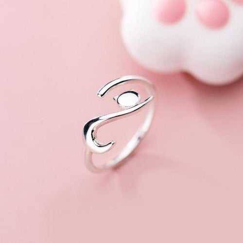 Curvaceous Kitty Ring