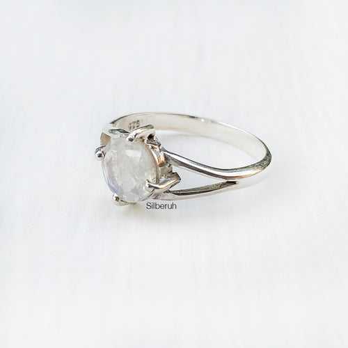 Rainbow Moonstone Round Facetted Silver Ring