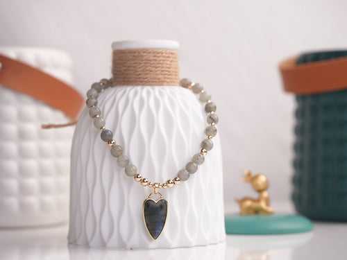 Labradorite Love Pendant Necklace: Embrace Magic and Love
