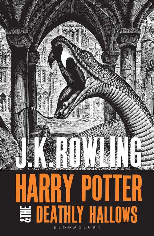 Harry Potter and the Deathly Hallows - Latest Paperback edition - J.K Rowling