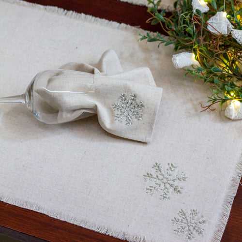 Snowflakes Embroidered Table Mats and Napkin Set