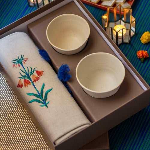 Gulbagh Table Runner & 2 Snack Bowls