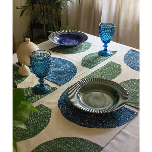blue green crater table mats