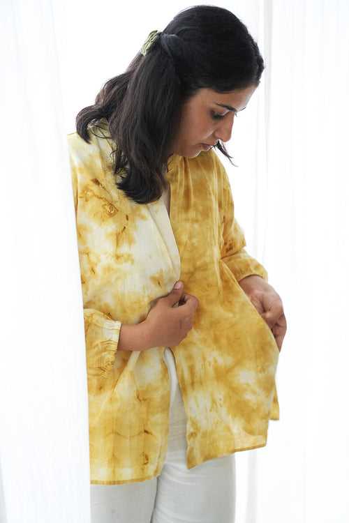 ‘Kesar love’ women’s kedia jacket in naturally dyed yellow tie dye