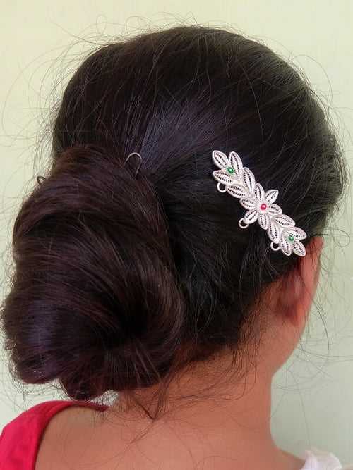 Flora Hair Clip