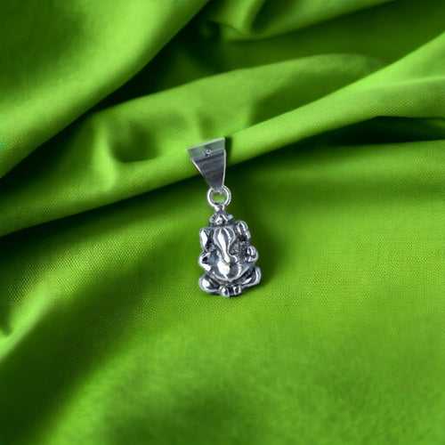 Taraash 925 Sterling Silver Lord Ganesha Pendant For Babies