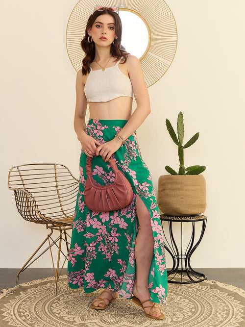 Berrylush Women Green Floral Print High Rise Flared Maxi Skirt