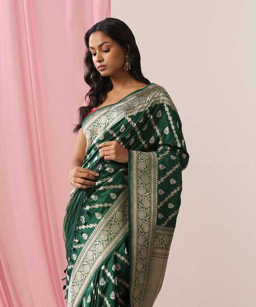 Handloom Emerald Green Pure Katan Silk Banarasi Saree With Diagonal Bel And Silver Zari Motifs