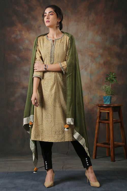 Women's  Anuradha  Kurta