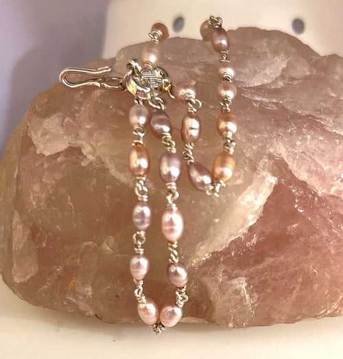 Peach Pearl Bracelet