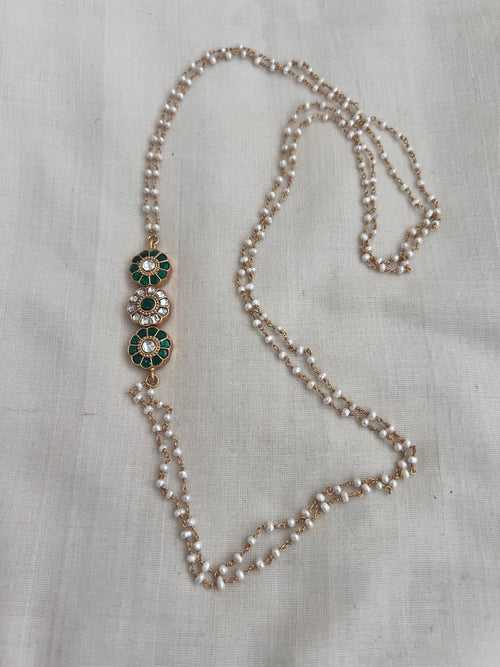 Gold polish kundan & green side mope with pearls long chain