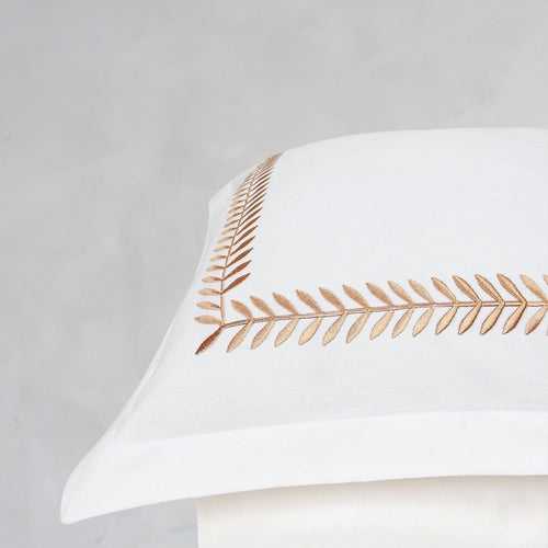 Spring White Cotton Sateen Bed Sheet by Veda Homes