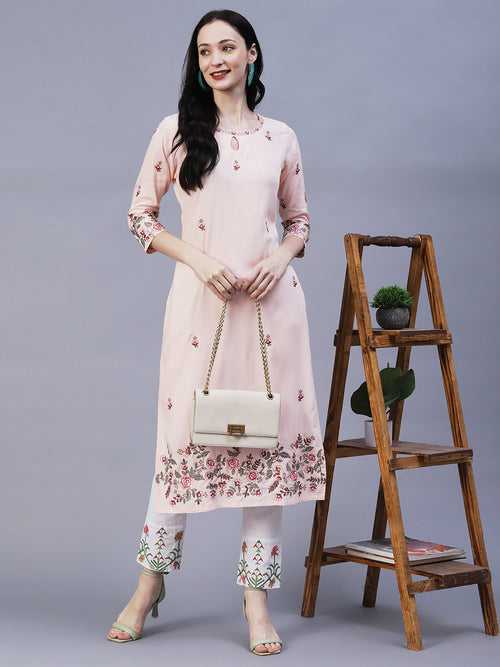 Solid Resham & Zari Floral Embroidered Kurta - Peach