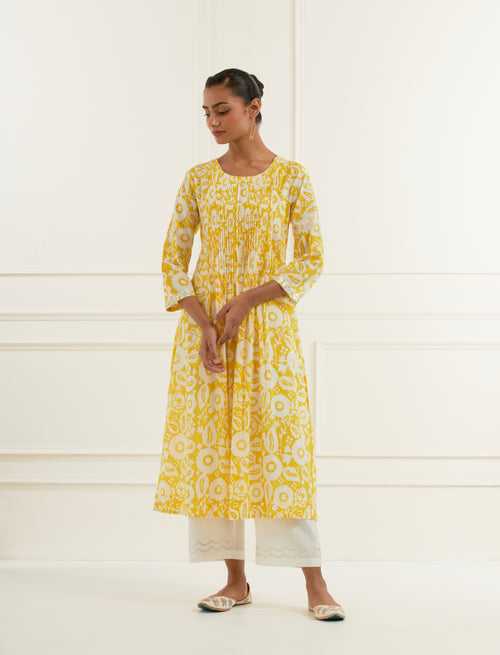 Mulmul Cotton Yellow Floral Block Print Front Pleated Kurta With Pittan Embroidery