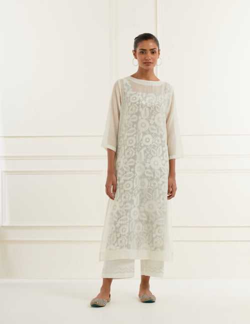 Off-white Chanderi Kurta With Pintucks,centre Moif  Pittan Embroidery And Cotton Mulmul Block Printed Slip With Grey Floral Motifs Paired With Embroidered Offwhite Cotton Straight Fit Pants