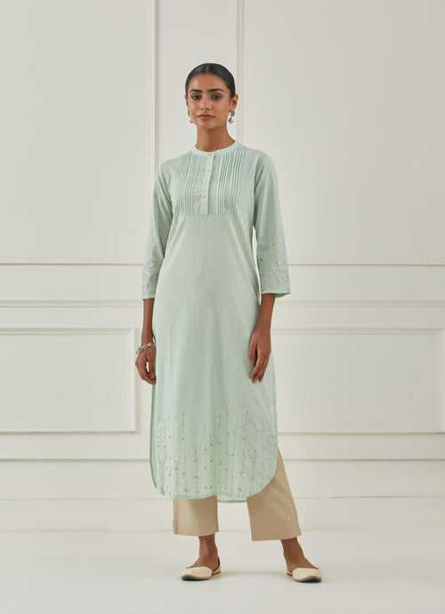 GREEN PINTUCKYOKE  ROUND  KURTA SET OF 2