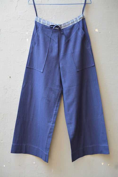 Hudson Bay Straight Pants in Size 'S'