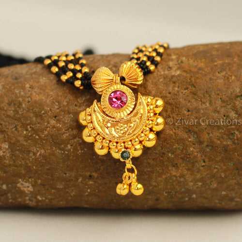 Chandra Kore Pendant Mangalsutra