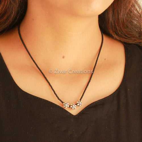 Flower Pendant Mangalsutra